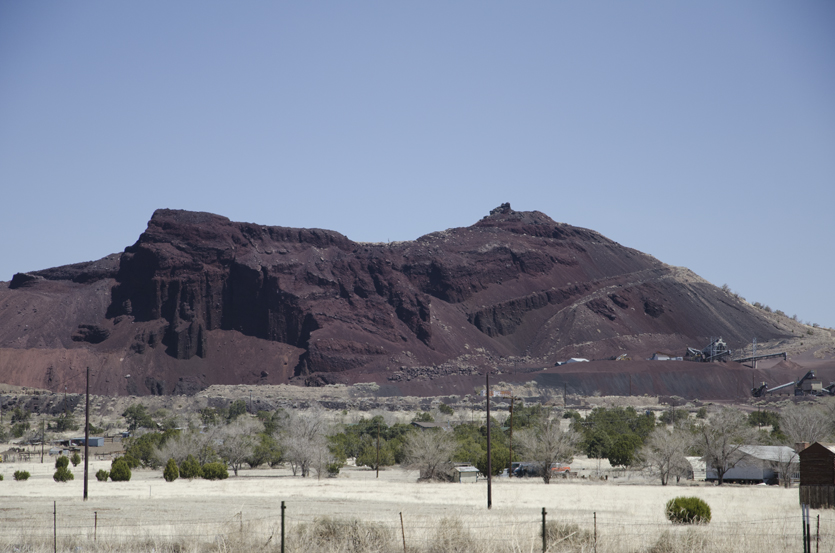 mine, Flagstaff, Arizona
Keywords: arizona;mines;flagstaff;terre en danger;pollution en Arizona;©photo Christine Prat