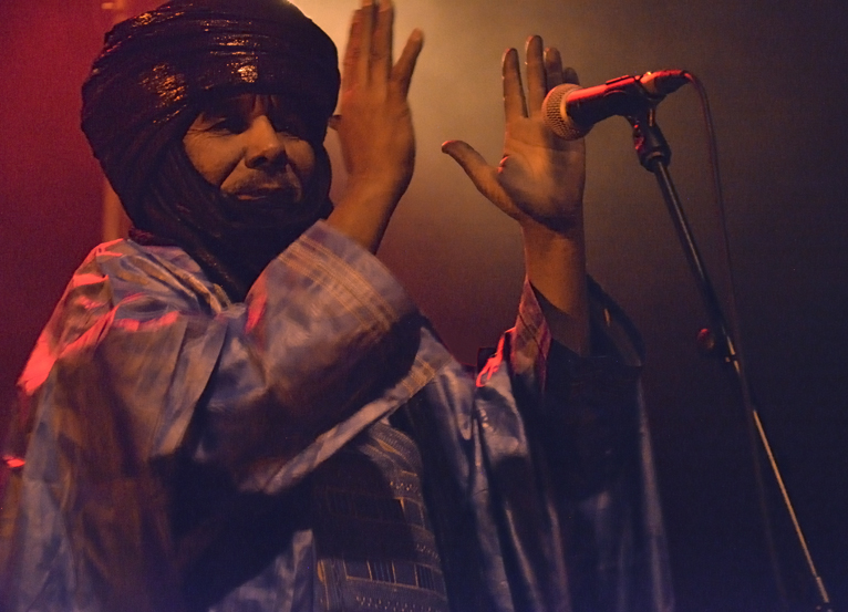 Tinariwen au Blanc Mesnil, 28 novembre 2014
Hassan
