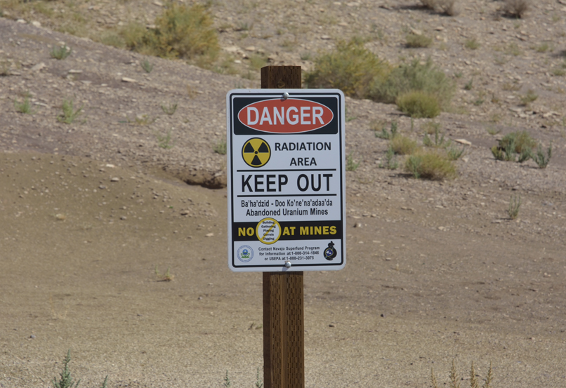 Cameron, Navajo Nation, AZ, septembre 2017
Mines d'uranium abandonnées près de Cameron
Keywords: mines d uranium abandonnées;mines d uranium en territoire Navajo;mines d uranium encore radioactives;cameron nation navajo;photo ©Christine Prat