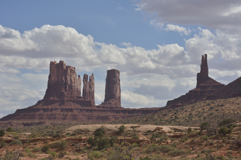 Monumet Valley, Navajo Nation, sud de l'Utah
Anciennes mines d'uranium autour...
Keywords: monument valley;navajo nation;mines d uranium;photo Christine Prat;©christine prat